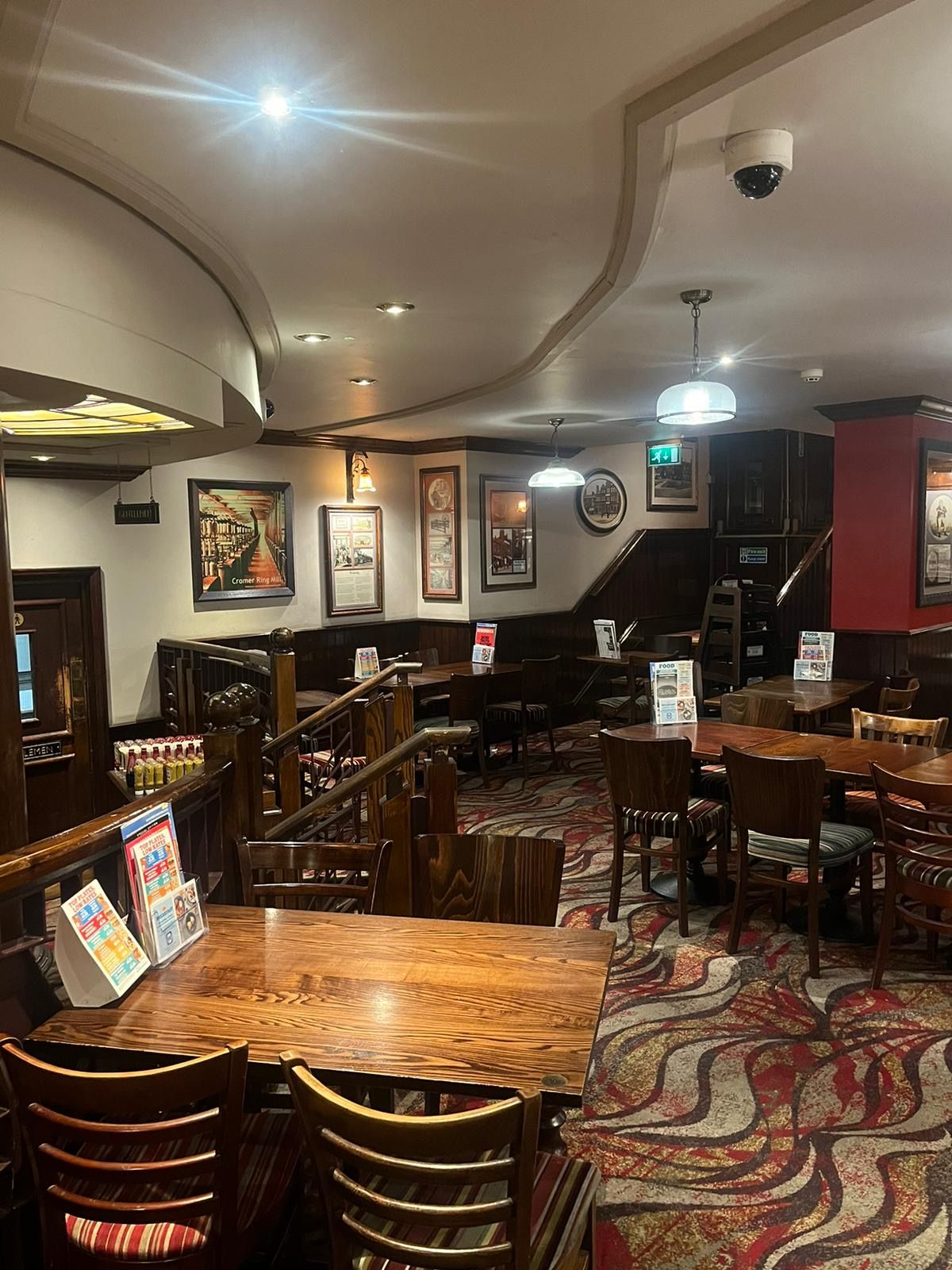 JD Wetherspoon, Harbord Harbord, Painting & Decorating